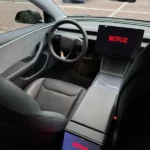 tesla siège avant